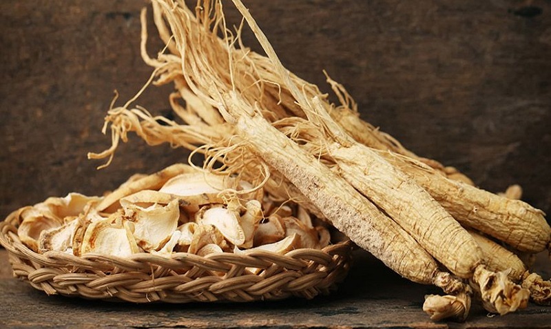 bach-sam-duoc-phoi-kho-tu-nhien-va-co-mau-trang-nga Bạch sâm được phơi khô tự nhiên và có màu trắng ngà